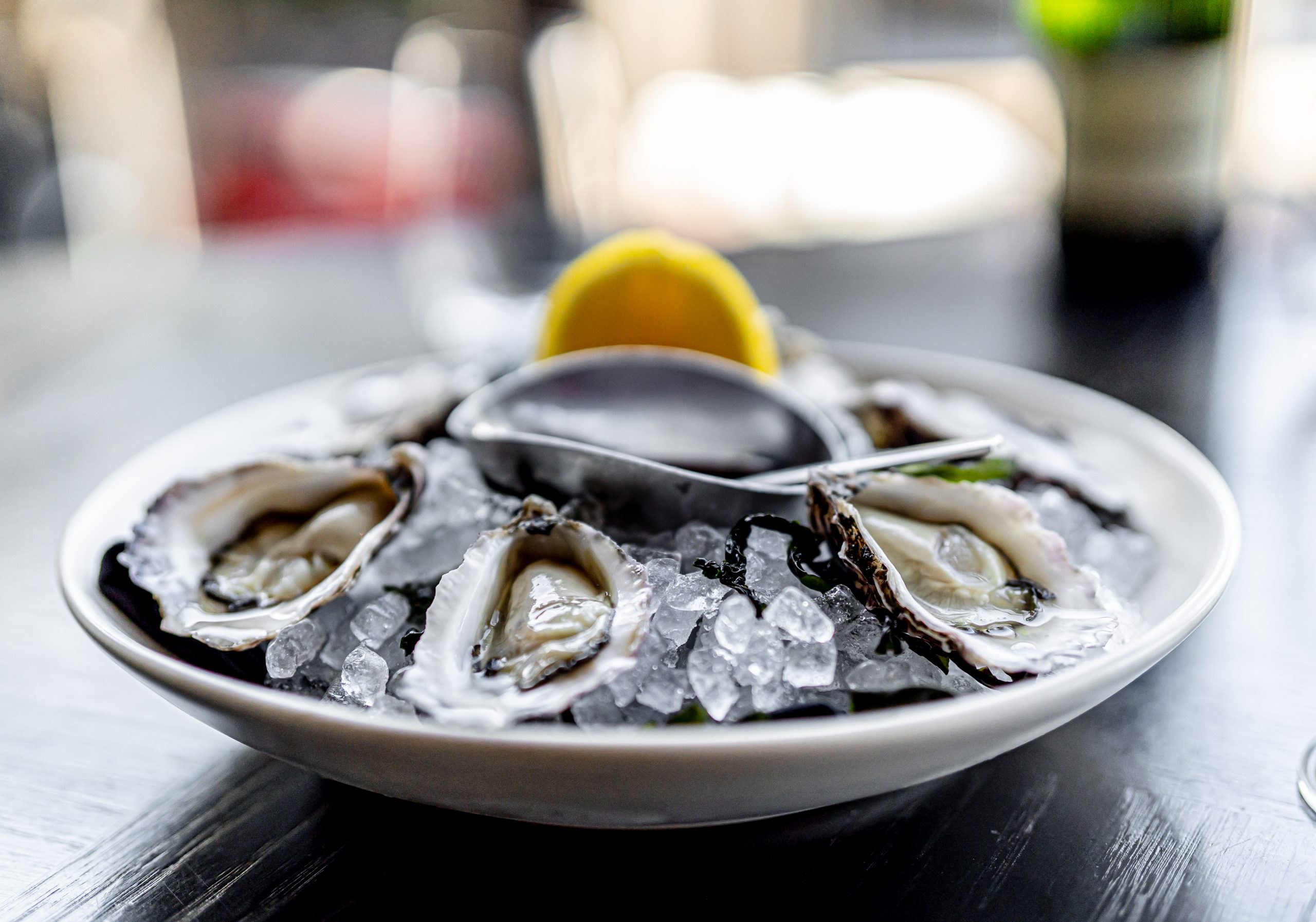 How To Serve And Eat Raw Oysters At Home The Star Moments