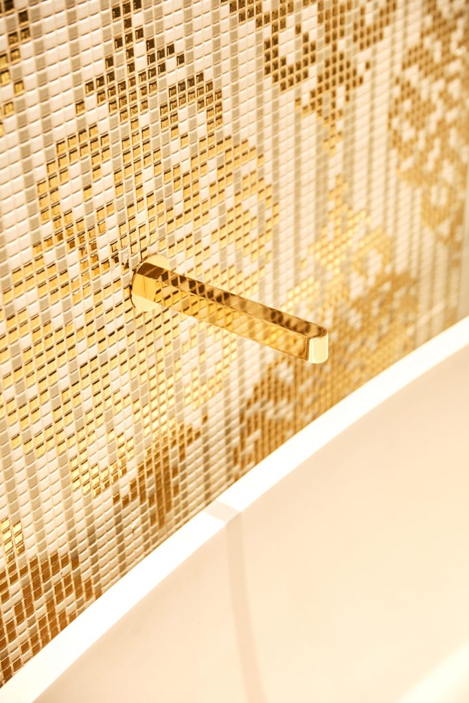 Details of hotel bath